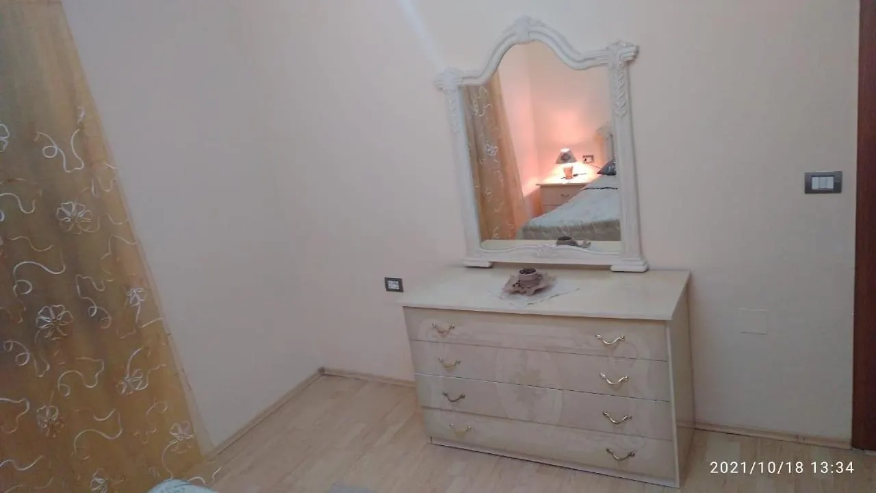 Cozy Apartment 3 Shkoder